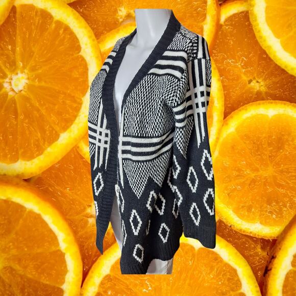 Unbranded Women's Black-White Knitted‎ Open Front Cardigan - Picture 1 of 5